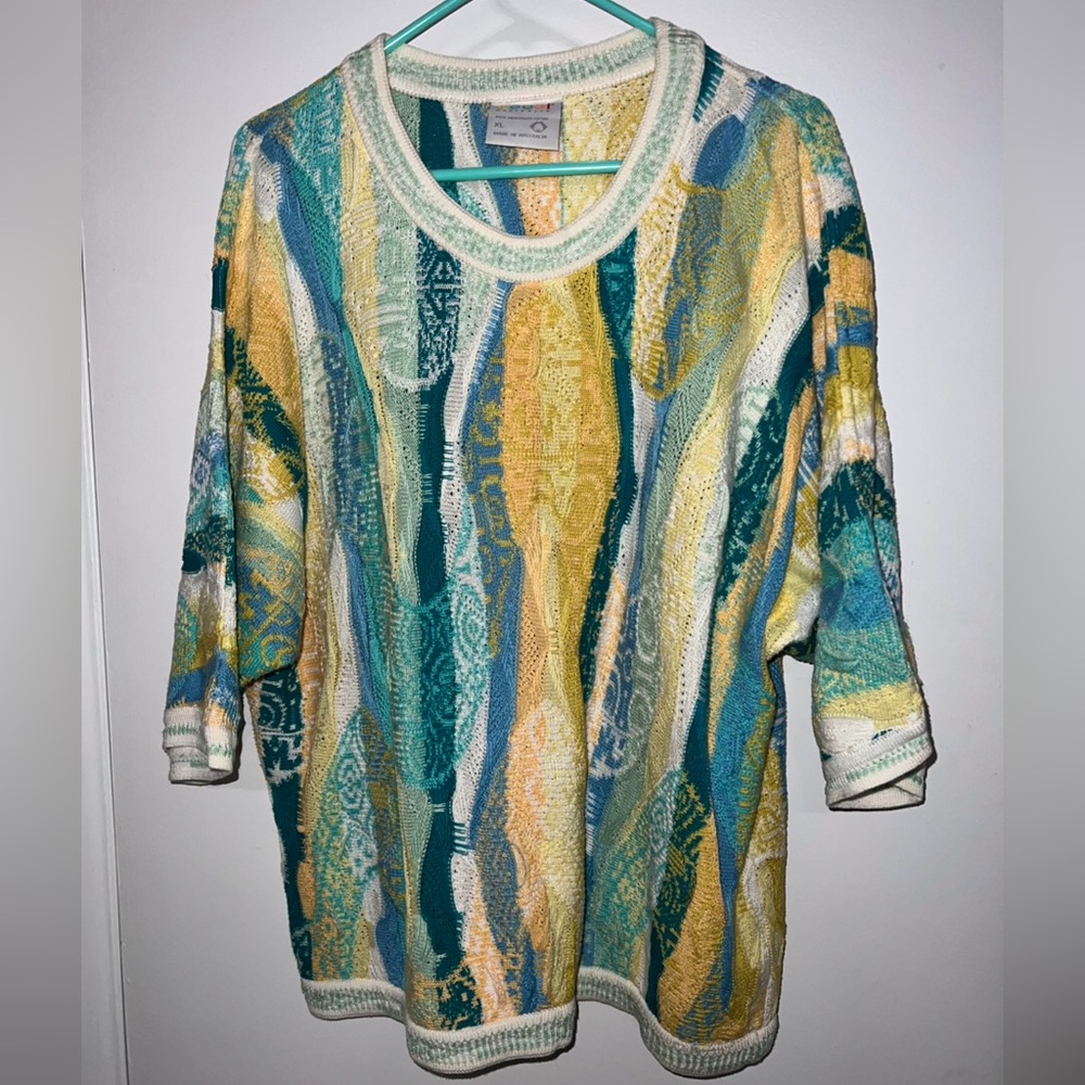 RARE Men’s authentic COOGI short sleeve sweater